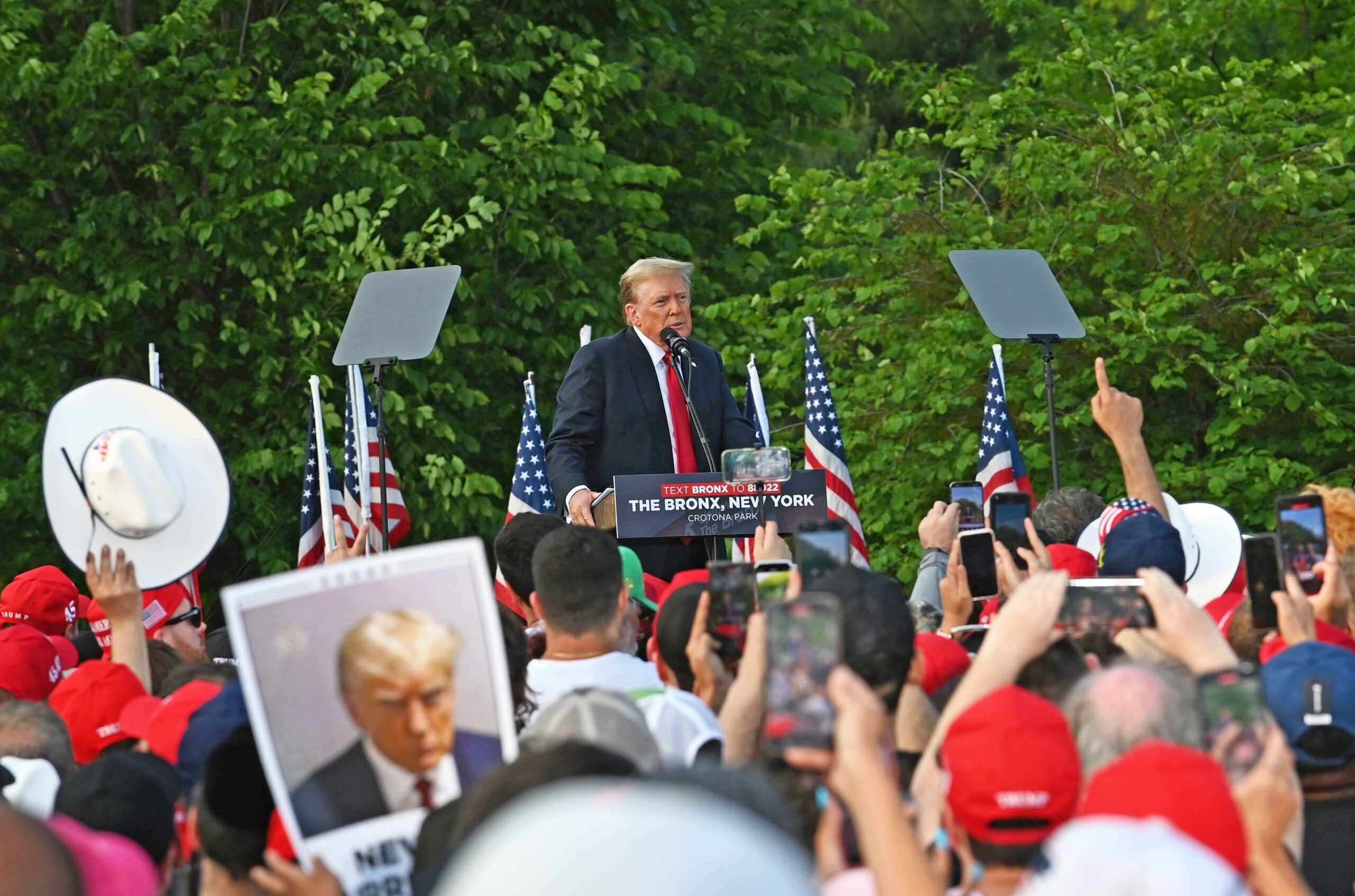 Strength: President Trump vows to continue outdoor rallies despite ...