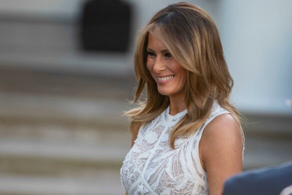 Trump hosts Italian Prime Minister Giorgia Meloni at his Mar-a-Lago resort